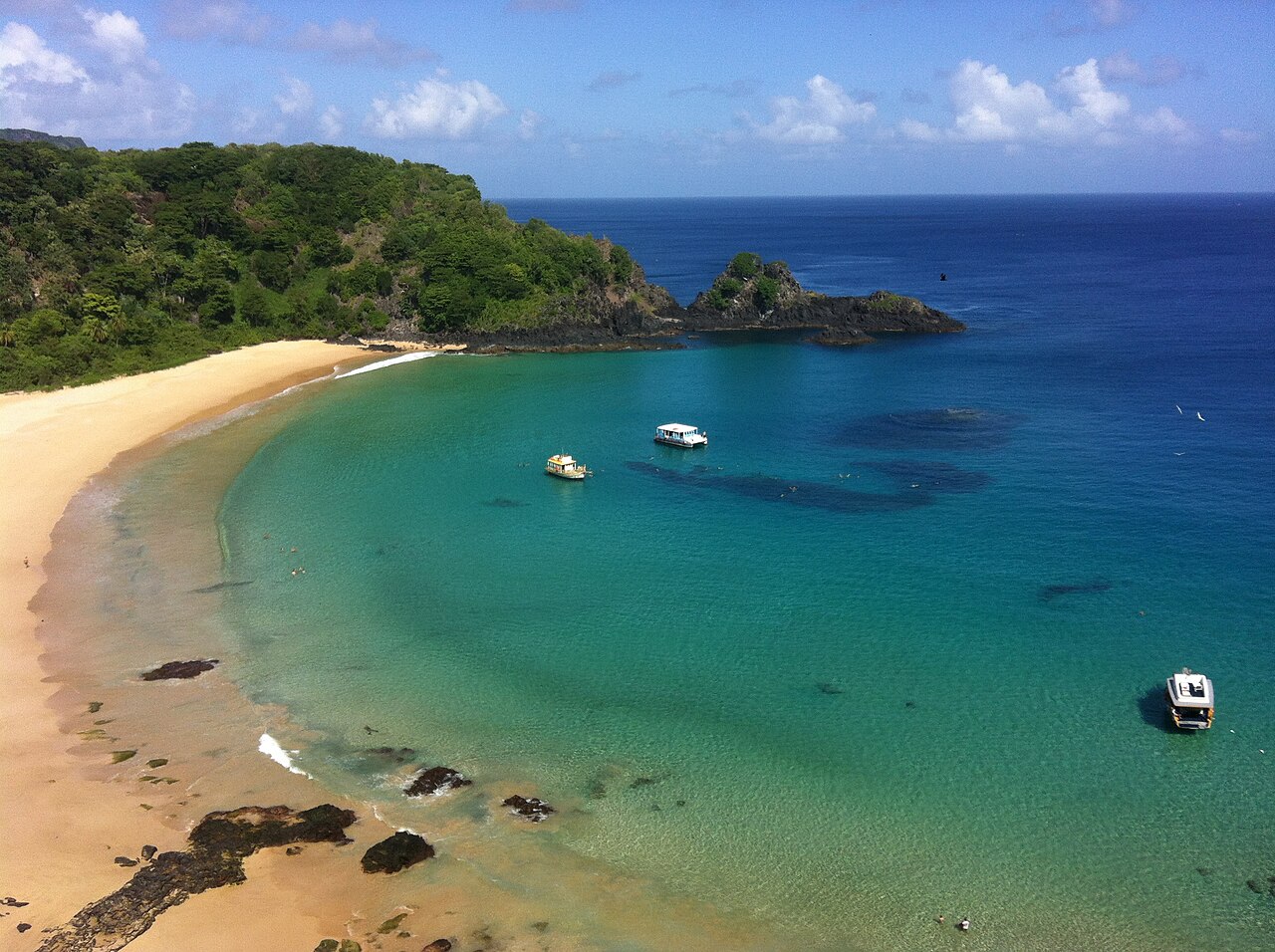 Baía do Sancho em Fernando de Noronha